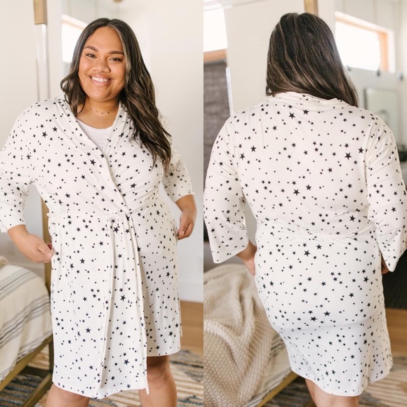 Buttery Soft Galaxy Star Robe - Picture 6 of 8